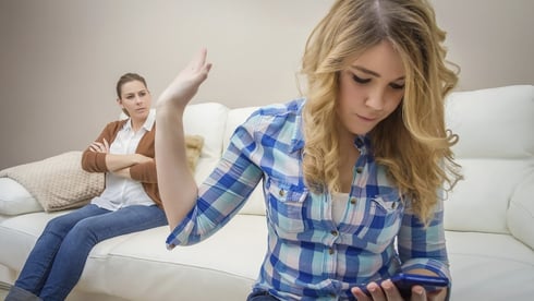 abuso-tecnologia-adolescentes-preparatorias-en-tlalnepantla